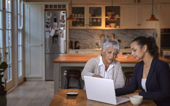 women discussing about borrowing money